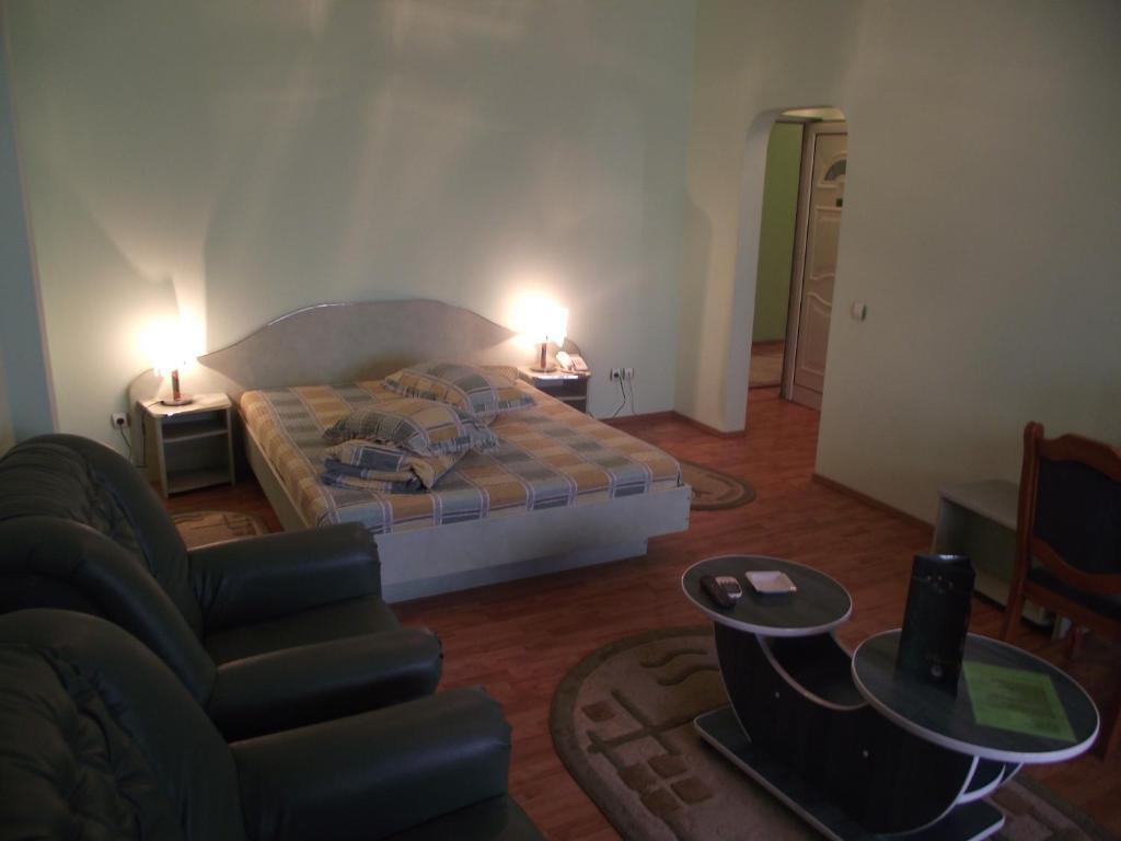 Hotel Green House 크라이오바 외부 사진